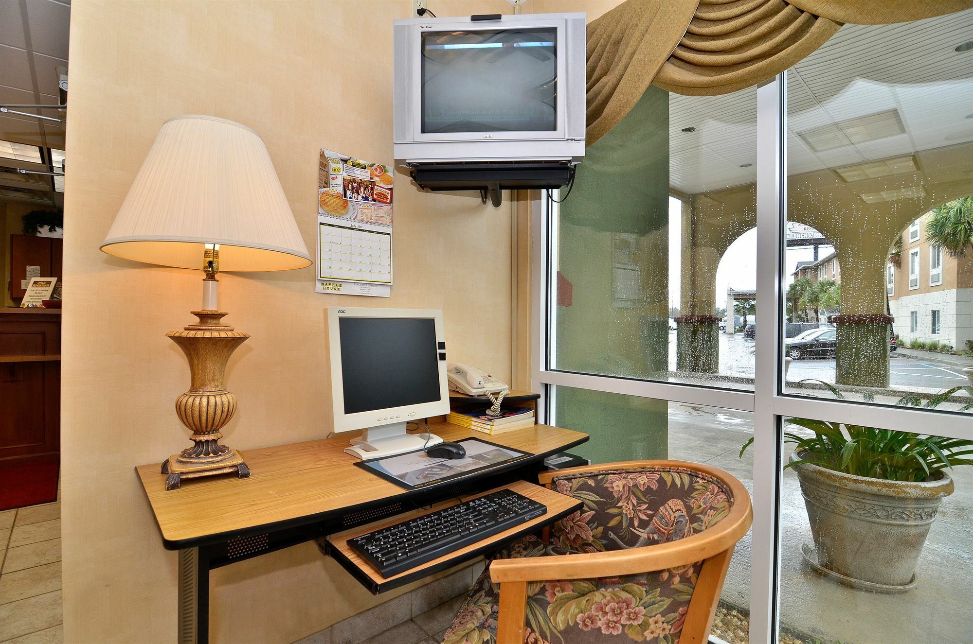 Econo Lodge Валдоста Экстерьер фото